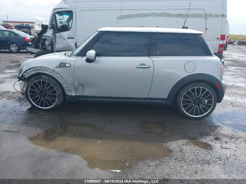 2010 Mini Cooper VIN: WMWMF3C54ATZ65045 Lot: 11990807