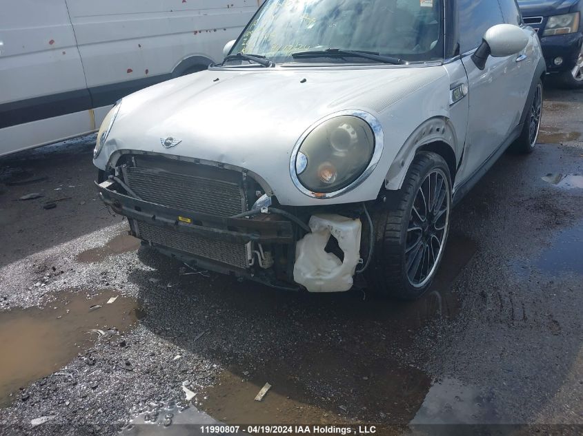 2010 Mini Cooper VIN: WMWMF3C54ATZ65045 Lot: 11990807