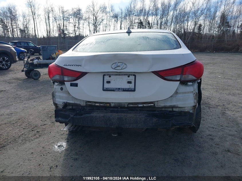 2014 Hyundai Elantra Gl VIN: 5NPDH4AE5EH472152 Lot: 11992105