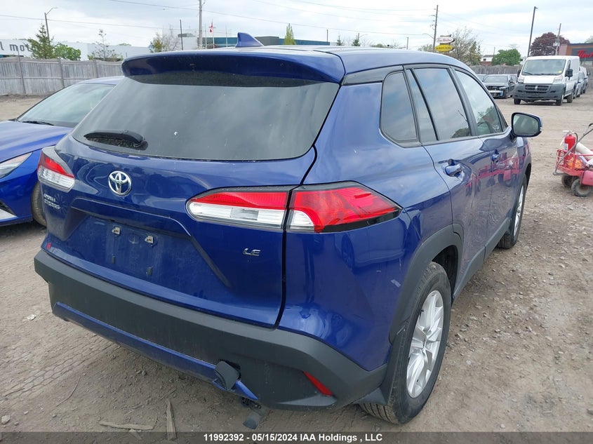 2022 Toyota Corolla Cross Le VIN: 7MUCAAAG3NV020734 Lot: 11992392