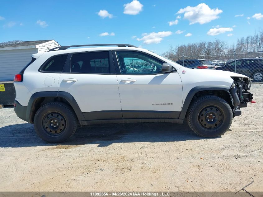 2016 Jeep Cherokee Trailhawk VIN: 1C4PJMBS8GW365003 Lot: 11992556