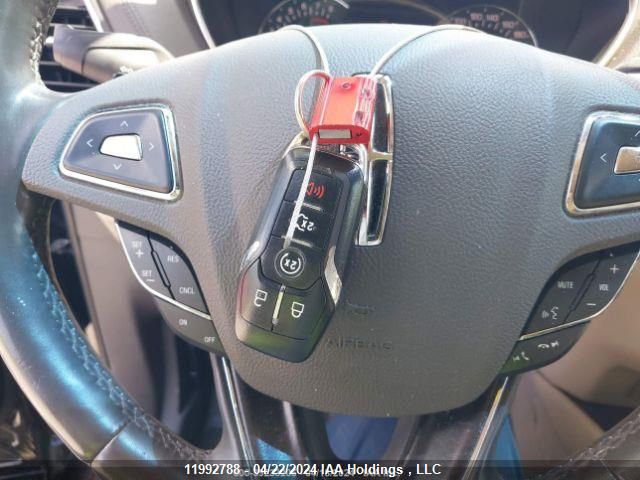 2017 Lincoln Mkx Reserve VIN: 2LMPJ8LRXHBL31666 Lot: 11992788