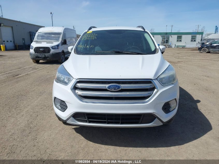 2017 Ford Escape Se VIN: 1FMCU9GD1HUE58399 Lot: 39241590
