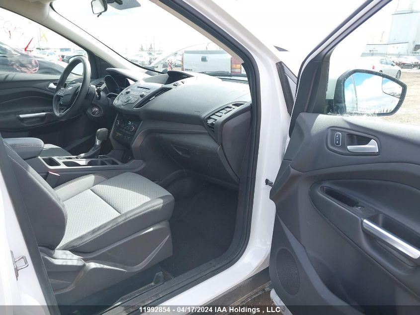 2017 Ford Escape Se VIN: 1FMCU9GD1HUE58399 Lot: 39241590