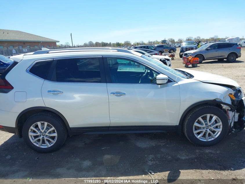 2018 Nissan Rogue Sv/Sl VIN: 5N1AT2MV5JC715543 Lot: 11993293