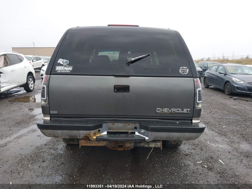 1999 Chevrolet Tahoe K1500 VIN: 1GNEK13R1XJ353696 Lot: 11993351
