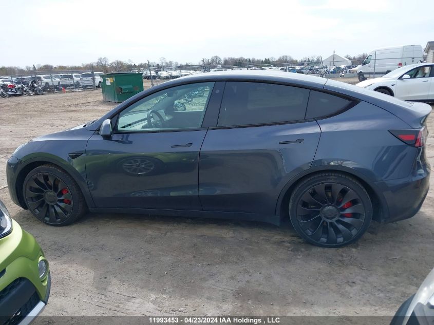 2022 Tesla Model Y VIN: 7SAYGDEF0NF463030 Lot: 11993453