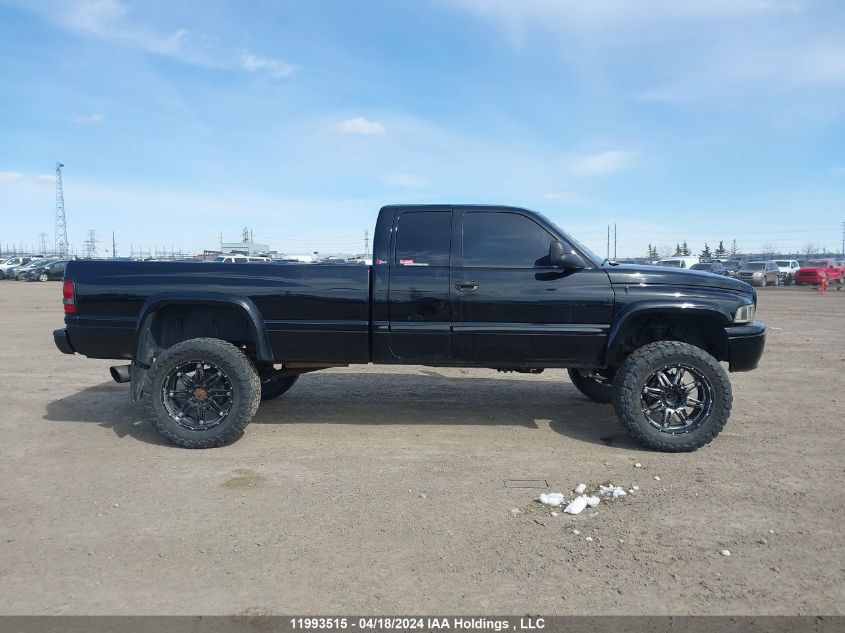 2000 Dodge Ram 2500 VIN: 1B7KF2365YJ135631 Lot: 11993515