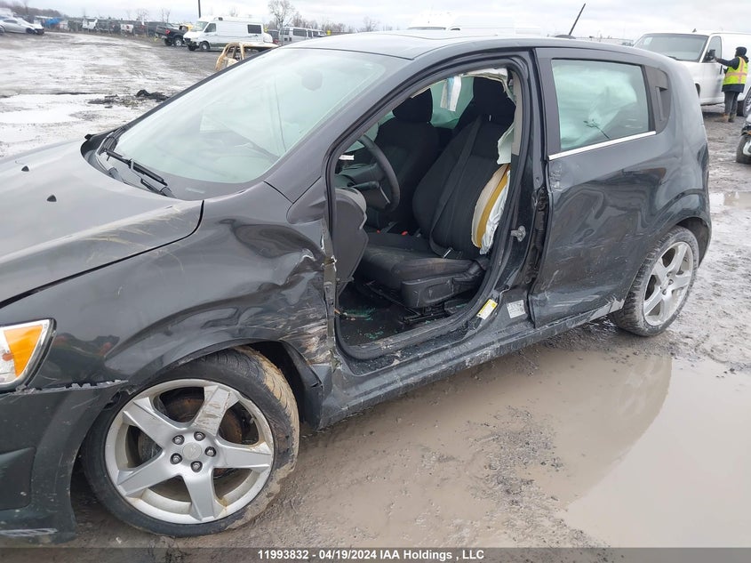 2015 Chevrolet Sonic VIN: 1G1JC6SH4F4155775 Lot: 11993832