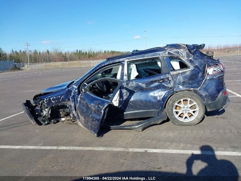 2015 Jeep Cherokee Latitude VIN: 1C4PJMCS6FW500718 Lot: 11994385