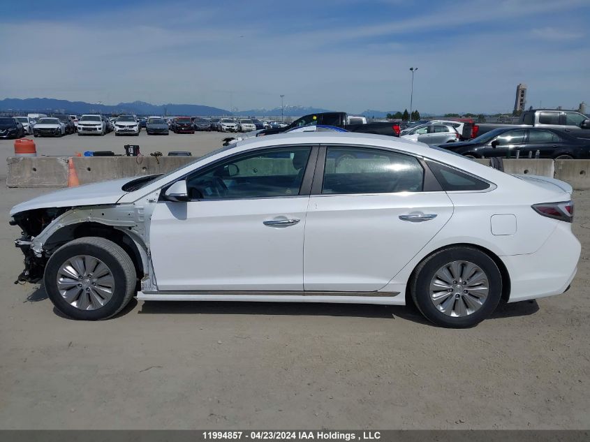 2017 Hyundai Sonata Hybrid Se VIN: KMHE24L15HA059316 Lot: 11994857