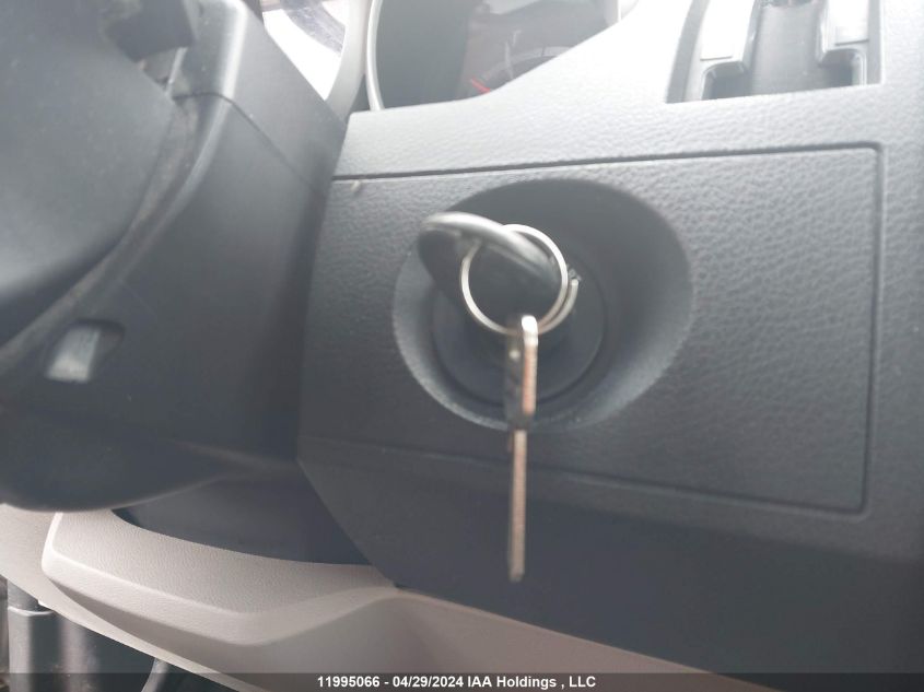 2010 Dodge Grand Caravan VIN: 2D4RN4DE8AR275910 Lot: 11995066