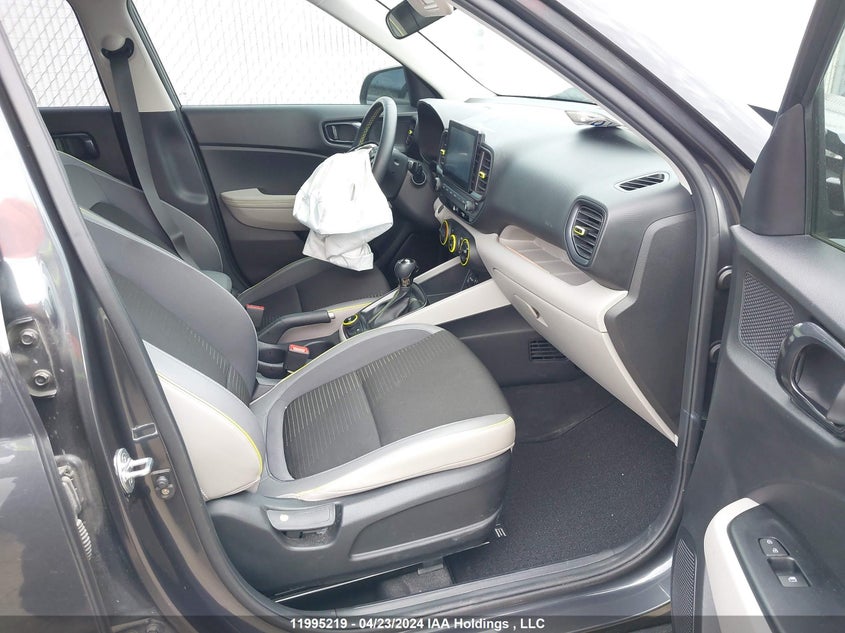 2021 Hyundai Venue Sel/Denim VIN: KMHRC8A32MU086704 Lot: 11995219