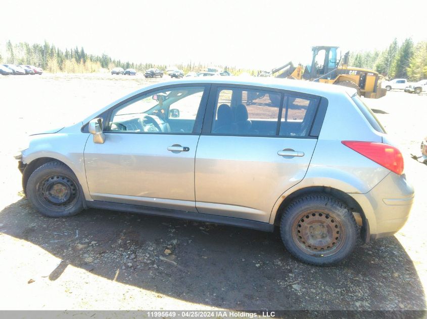 2009 Nissan Versa 1.8S VIN: 3N1BC13E59L374796 Lot: 11995649