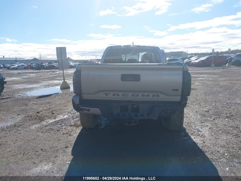 2017 Toyota Tacoma Sr5/Trd Off Road/Trd Sport VIN: 5TFDZ5BN2HX025398 Lot: 11995652
