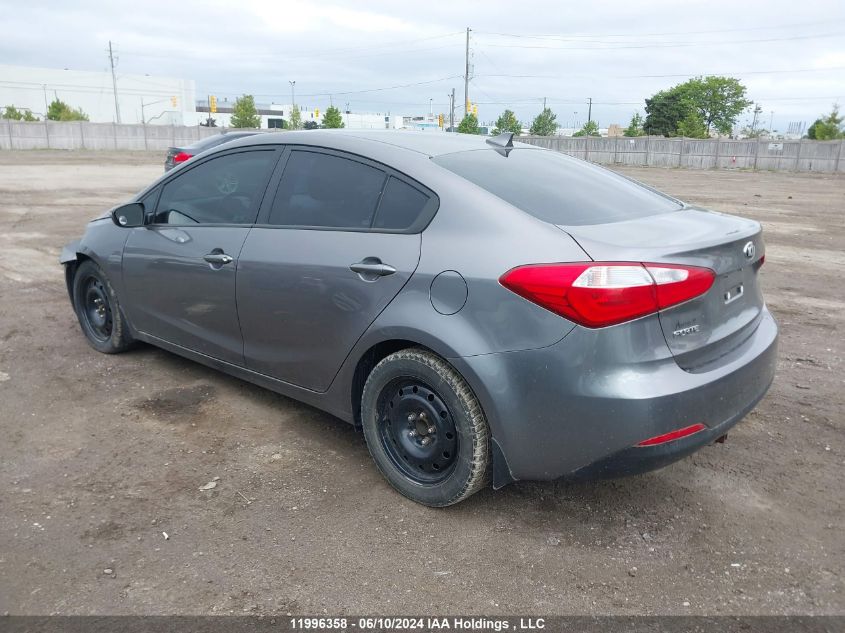 2015 Kia Forte VIN: KNAFX4A6XF5327112 Lot: 11996358