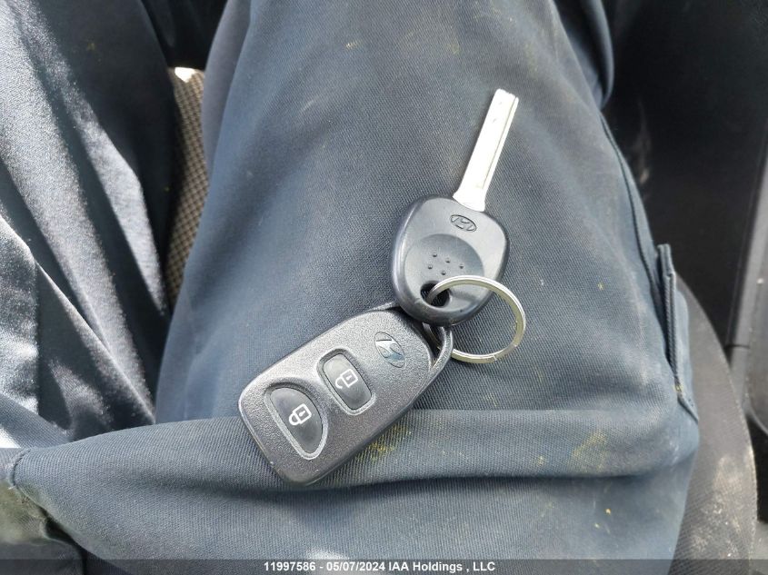 2014 Hyundai Accent Gls/Gs VIN: KMHCT5AE4EU195012 Lot: 11997586