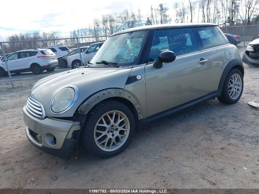 2007 Mini Cooper Hardtop VIN: WMWMF33577TL68951 Lot: 11997782