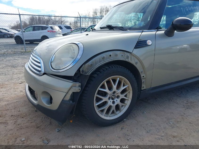 2007 Mini Cooper Hardtop VIN: WMWMF33577TL68951 Lot: 11997782