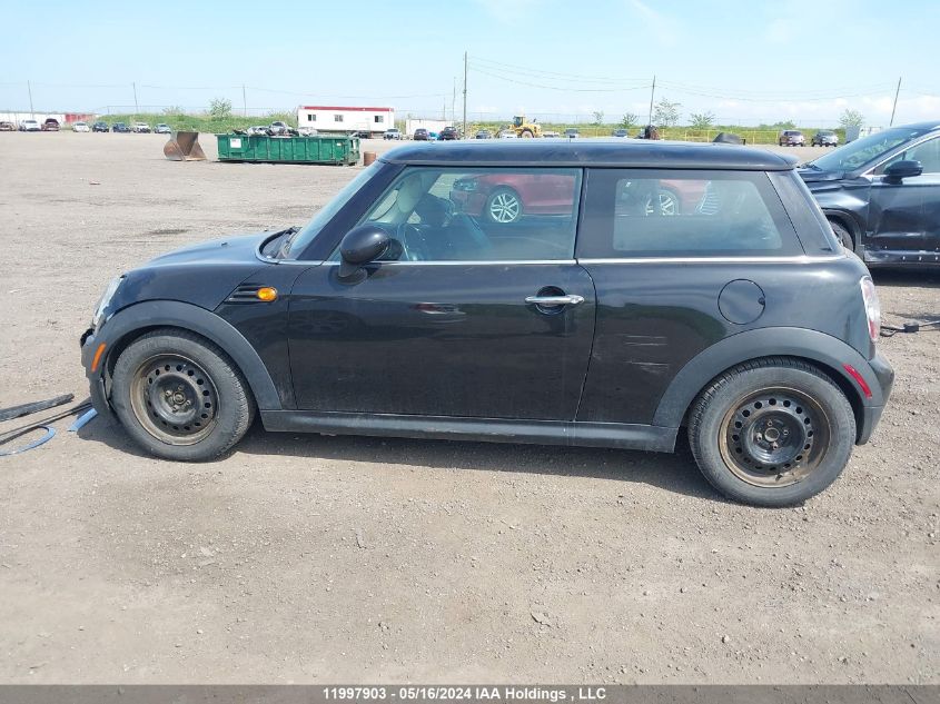 2012 Mini Cooper Hardtop VIN: WMWSU3C52CT256825 Lot: 11997903