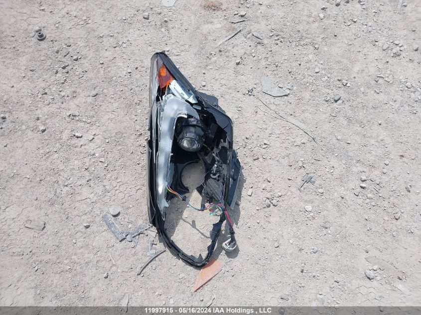 2017 Buick Envision Premium Ii VIN: LRBFXFSX2HD193435 Lot: 11997915