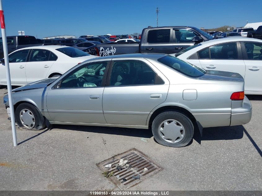 2000 Toyota Camry Ce/Le/Xle VIN: JT2BG22K4Y0482295 Lot: 11998183