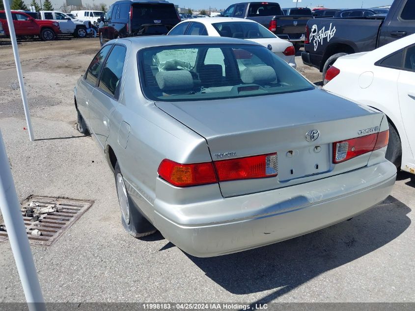 2000 Toyota Camry Ce/Le/Xle VIN: JT2BG22K4Y0482295 Lot: 11998183