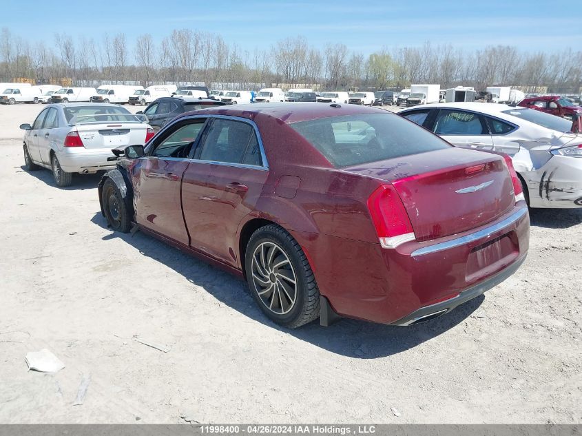 2016 Chrysler 300 Limited VIN: 2C3CCAAG2GH229554 Lot: 11998400