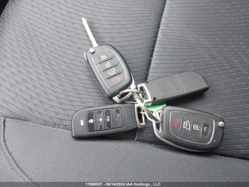 2015 Hyundai Santa Fe Sport 2.4 Premium VIN: 5XYZUDLB4FG246553 Lot: 11998507