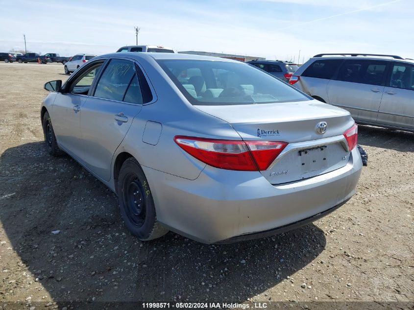 2015 Toyota Camry Le/Se/Xle/Xse VIN: 4T1BF1FK9FU012067 Lot: 11998571