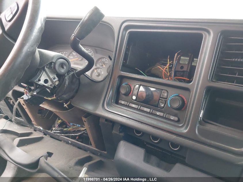 2004 GMC Sierra 1500 VIN: 2GTEK13T841354709 Lot: 11998701