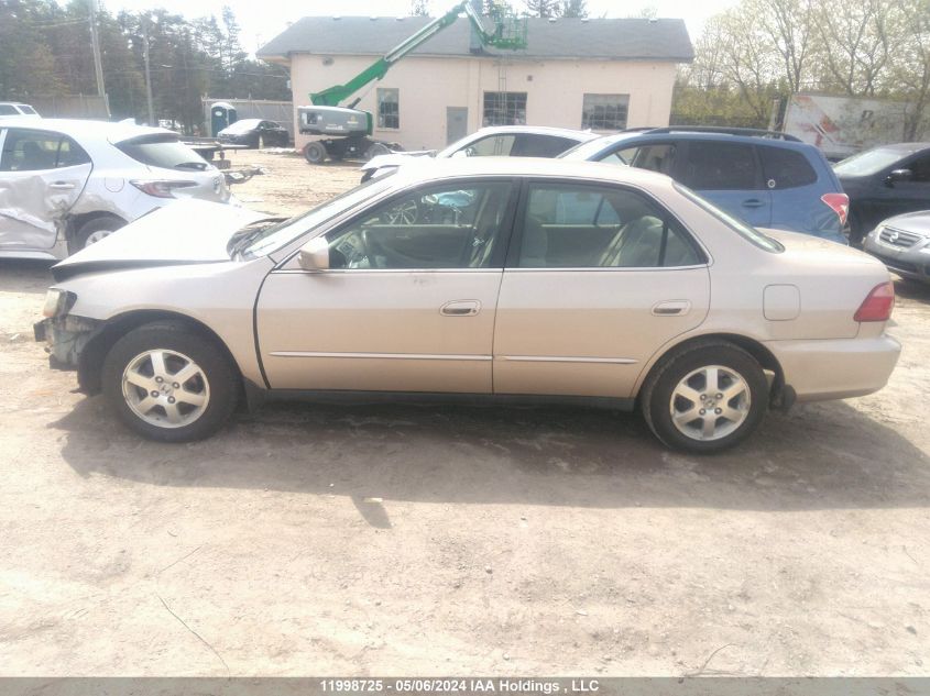 2000 Honda Accord Sdn VIN: 1HGCG5673YA813589 Lot: 11998725