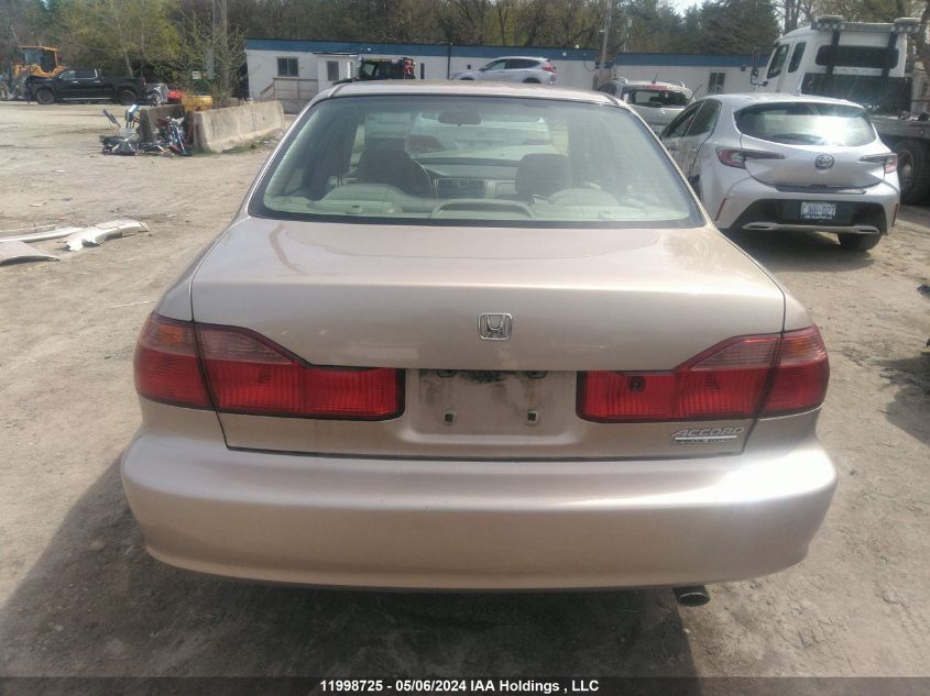 2000 Honda Accord Sdn VIN: 1HGCG5673YA813589 Lot: 11998725