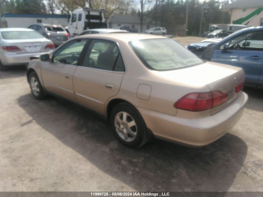 2000 Honda Accord Sdn VIN: 1HGCG5673YA813589 Lot: 11998725