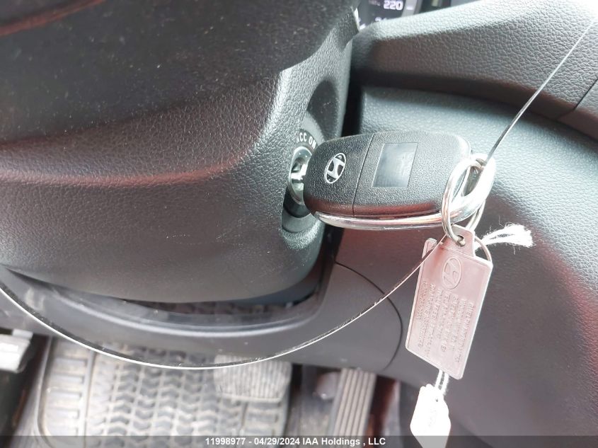 2017 Hyundai Tucson Limited/Sport And Eco/Se VIN: KM8J33A44HU552695 Lot: 11998977