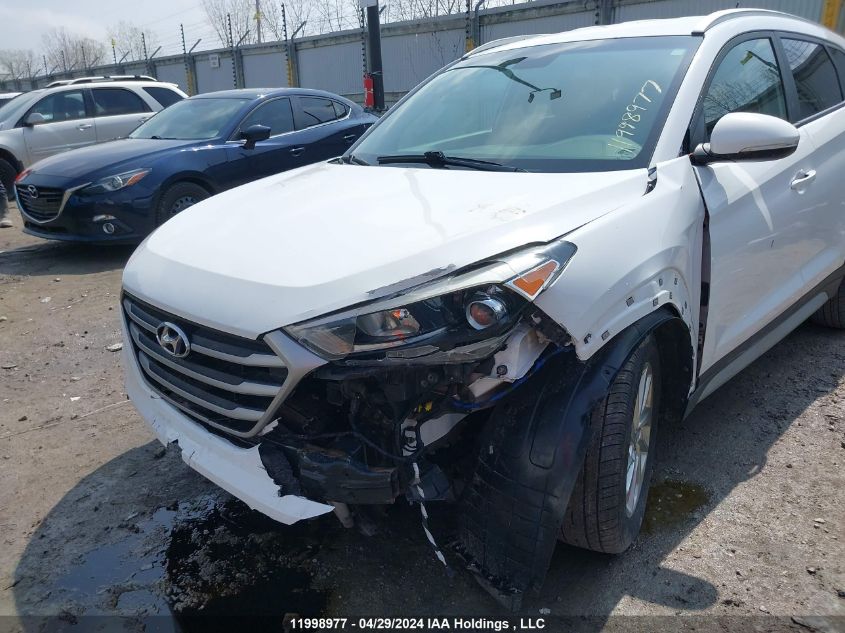 2017 Hyundai Tucson Limited/Sport And Eco/Se VIN: KM8J33A44HU552695 Lot: 11998977