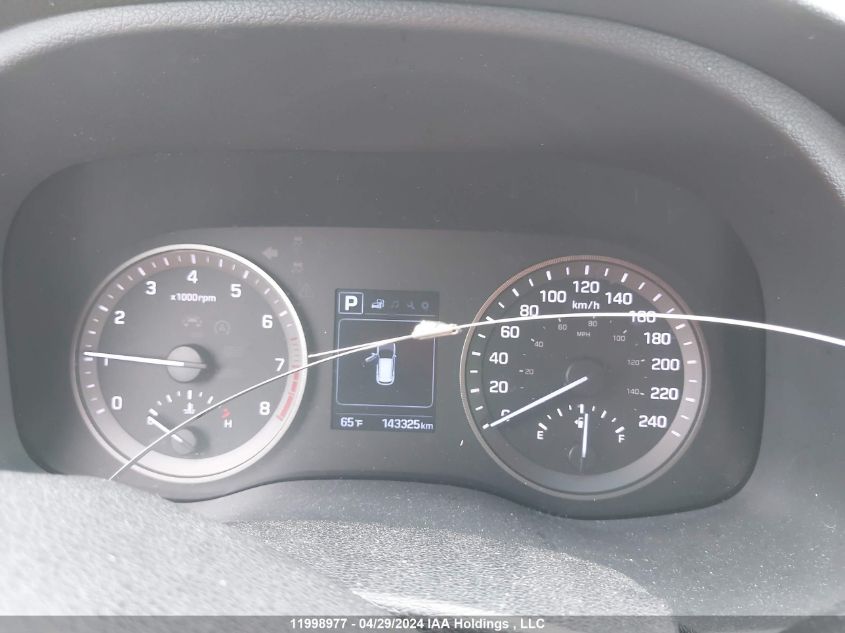 2017 Hyundai Tucson Limited/Sport And Eco/Se VIN: KM8J33A44HU552695 Lot: 11998977