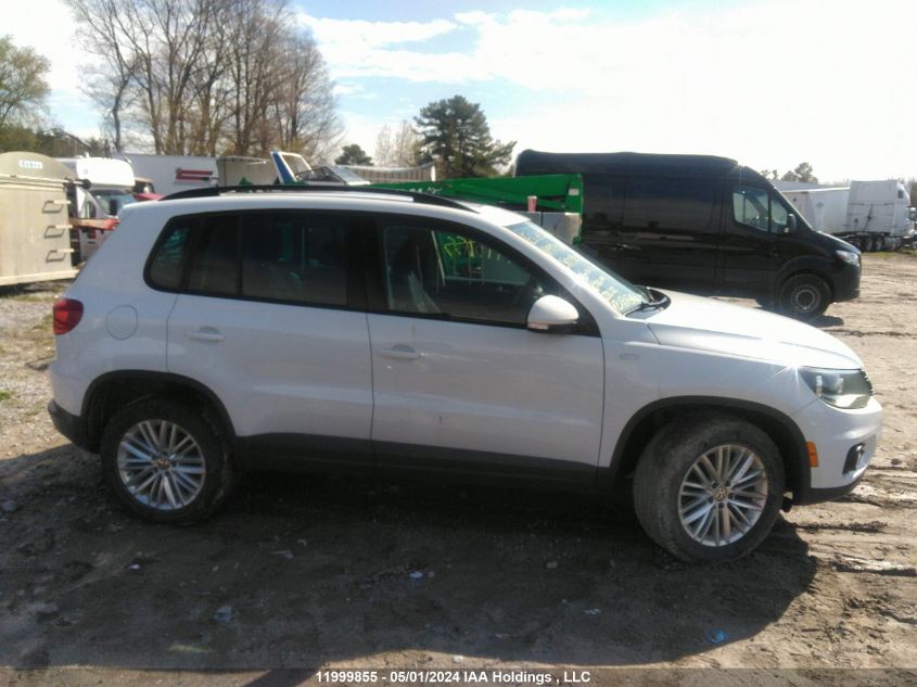 2016 Volkswagen Tiguan Comfort/High/R-Line/Sp Ed VIN: WVGJV7AX9GW583990 Lot: 11999855