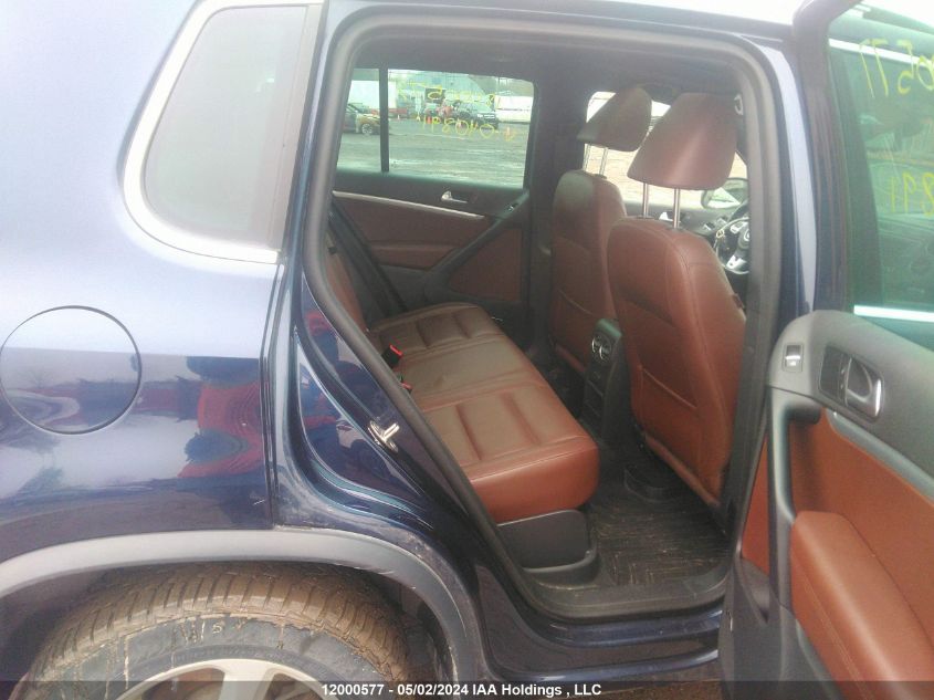 2017 Volkswagen Tiguan VIN: WVGLV7AX8HK040891 Lot: 12000577