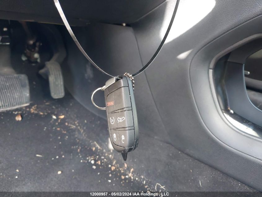 2016 Chrysler 200 C VIN: 1C3CCCCG6GN180844 Lot: 12000957