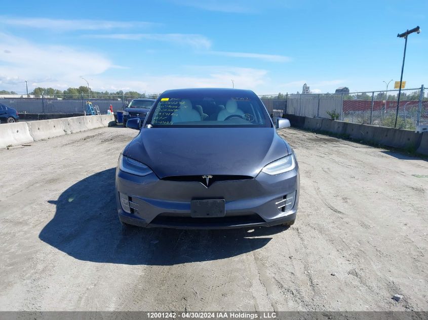 2020 Tesla Model X VIN: 5YJXCBE22LF283017 Lot: 12001242