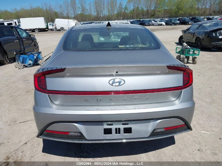 2022 Hyundai Sonata Preferred VIN: 5NPEG4JA7NH142257 Lot: 12002064