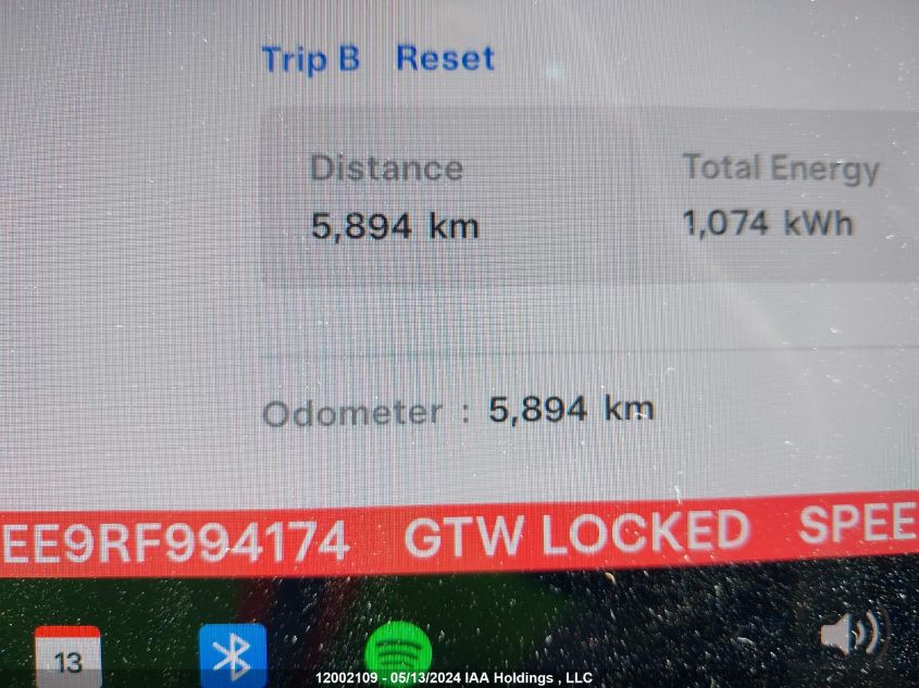 2024 Tesla Model Y VIN: 7SAYGDEE9RF994174 Lot: 12002109