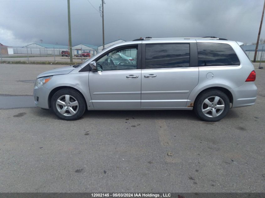 2010 Volkswagen Routan Execline VIN: 2V4RW6DX2AR227168 Lot: 12002145