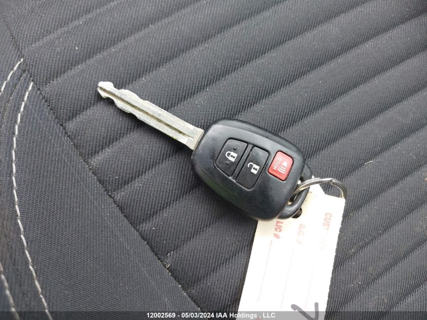 2015 Toyota Yaris Le/Se VIN: VNKKTUD36FA046938 Lot: 12002569