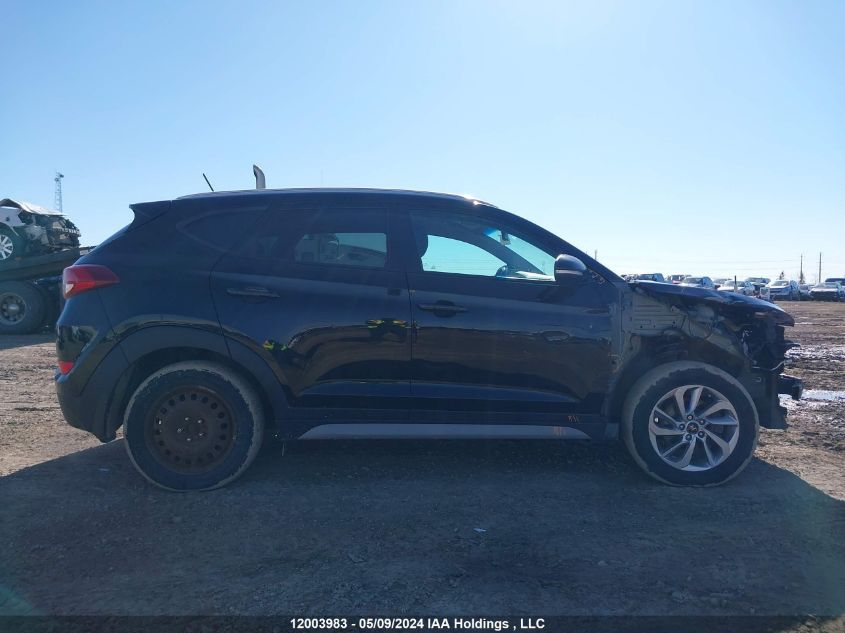 2017 Hyundai Tucson Limited/Sport And Eco/Se VIN: KM8J3CA42HU382370 Lot: 12003983