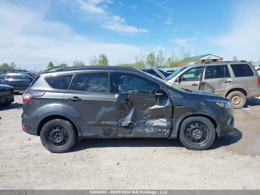 2017 Ford Escape Titanium VIN: 1FMCU0J9XHUA41847 Lot: 12004303