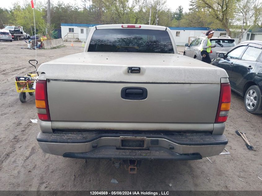 2003 GMC Sierra 1500 VIN: 2GTEC19VX31223155 Lot: 12004569