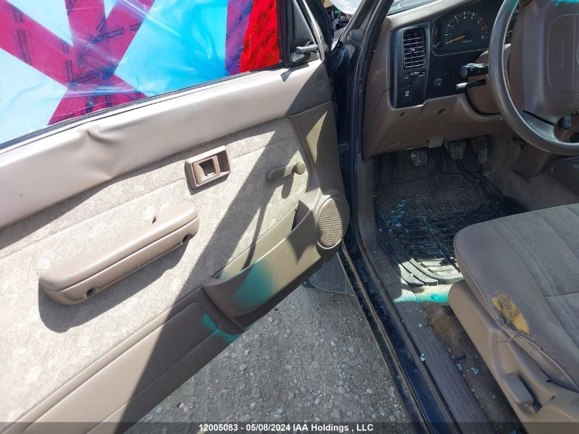 2000 Toyota Tacoma Xtracab VIN: 4TAWN72N5YZ673351 Lot: 12005083