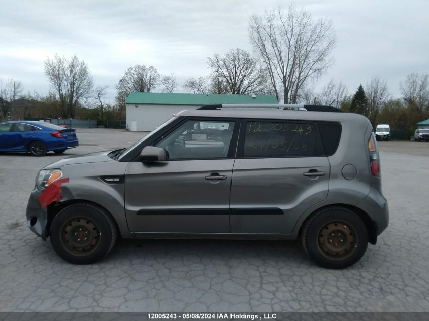 2011 Kia Soul VIN: KNDJT2A2XB7203298 Lot: 12005243